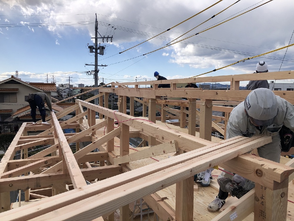 建て方工事の様子