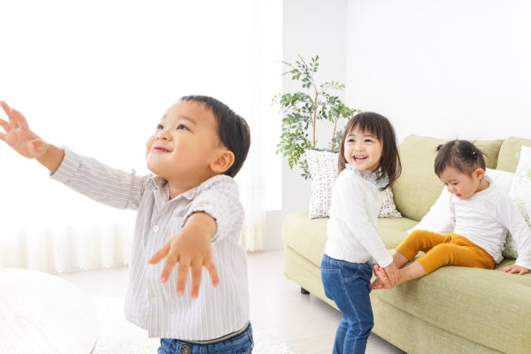 子供がのびのび遊べる快適なリビング